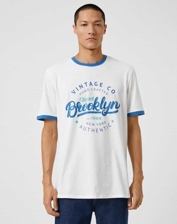 ⁦College T-Shirt Printed Crew Neck Short Sleeve⁩ - الصورة ⁦3⁩